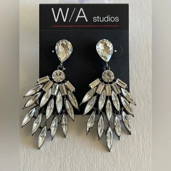 NWT WA Studios Crystal Silver Statement Earrings - Picture 1 of 5